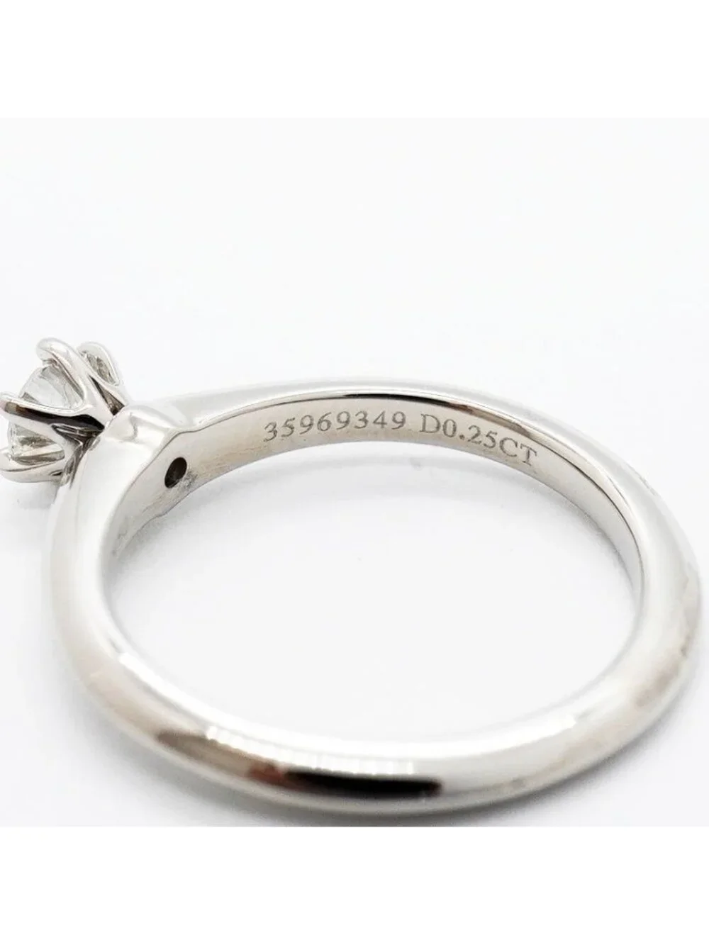 Tiffany & Co Ring Solitaire Platinum Diamond
